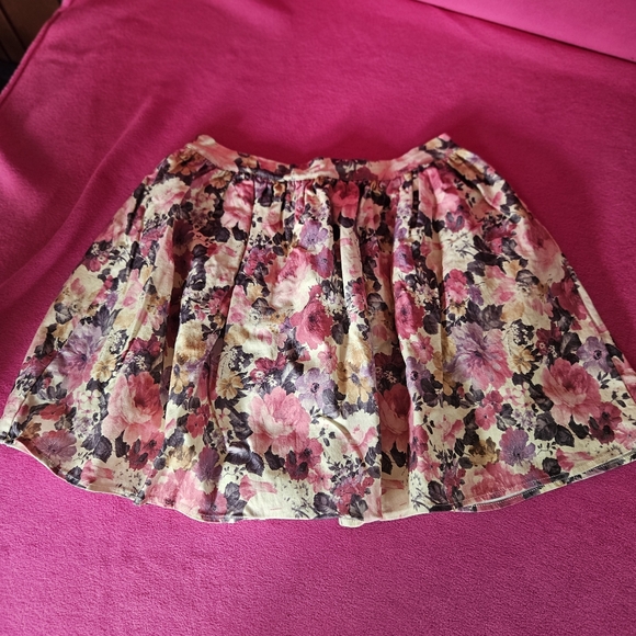 DO+BE Floral Multicolor Skater Skirt - Picture 1 of 4